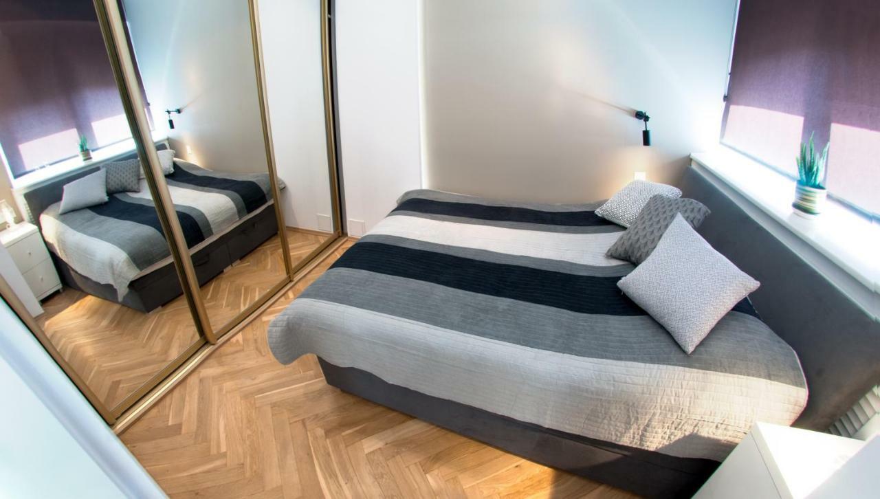 Old Town Grand Theatre Apartment Warsawa Bagian luar foto