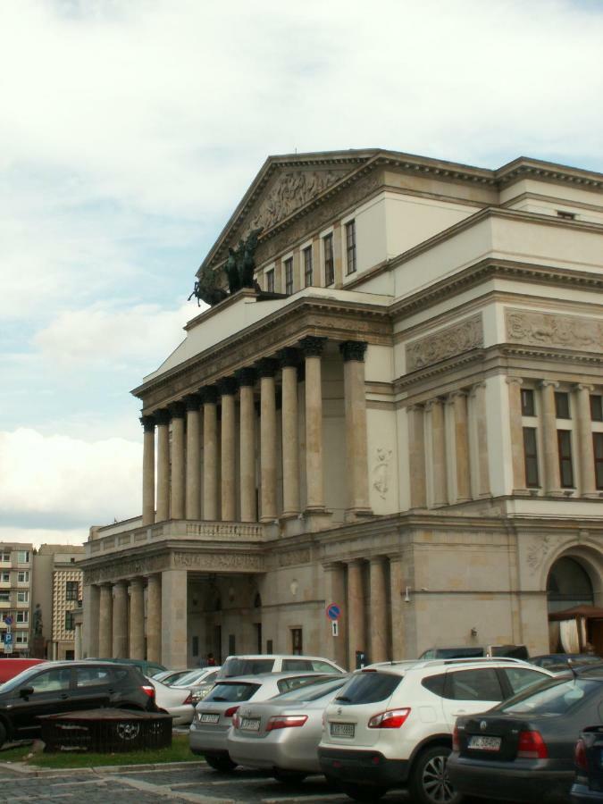 Old Town Grand Theatre Apartment Warsawa Bagian luar foto